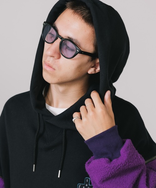 ROOPTOKYO（ループトウキョウ）の「【ケース付】【ユニセックスアイテム】カラーレンズ サングラス UVカット機能付き（サングラス・メンズ・ブラック系その他2/ブラック系その他3/ブラック系その他4/ブラック系その他5/ブラック系その他6/ブラウン系その他2/ブラウン系その他3/ブラック系その他/ブラウン系その他/グリーン系その他/ブルー系その他/クリアブラック/クリア/クリアブラウン/ブラウン系その他4/レッド系その他/ブラック系その他7/ブルー系その他2/グレー系その他2/イエロー系その他/グレー系その他/パープル系その他/スミクロ・FREE）」の21枚目の写真