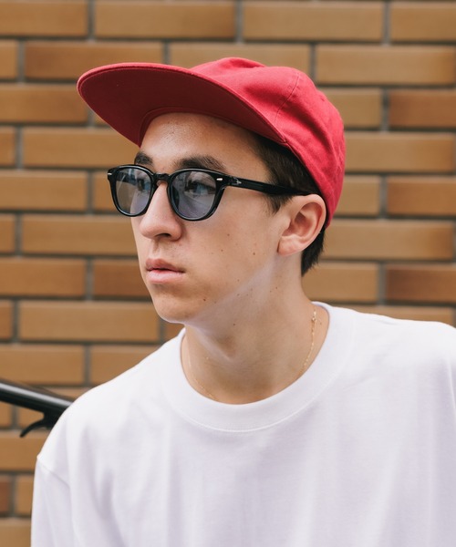 ROOPTOKYO（ループトウキョウ）の「【ケース付】【ユニセックスアイテム】カラーレンズ サングラス UVカット機能付き（サングラス・メンズ・ブラック系その他2/ブラック系その他3/ブラック系その他4/ブラック系その他5/ブラック系その他6/ブラウン系その他2/ブラウン系その他3/ブラック系その他/ブラウン系その他/グリーン系その他/ブルー系その他/クリアブラック/クリア/クリアブラウン/ブラウン系その他4/レッド系その他/ブラック系その他7/ブルー系その他2/グレー系その他2/イエロー系その他/グレー系その他/パープル系その他/スミクロ・FREE）」の20枚目の写真