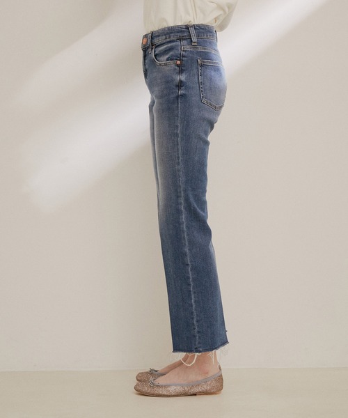 SALON adam et rope'（サロン アダム エ ロペ）の「【RED CARD TOKYO（レッドカードトーキョー）】Marmalade Midrise（デニムパンツ・レディース・ブルー系その他4・21/22/23/24）」の12枚目の写真