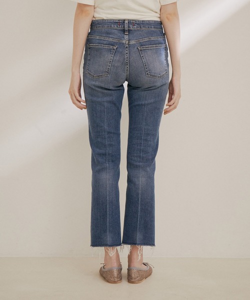 SALON adam et rope'（サロン アダム エ ロペ）の「【RED CARD TOKYO（レッドカードトーキョー）】Marmalade Midrise（デニムパンツ・レディース・ブルー系その他4・21/22/23/24）」の11枚目の写真