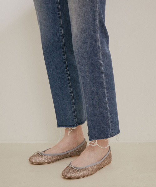 SALON adam et rope'（サロン アダム エ ロペ）の「【RED CARD TOKYO（レッドカードトーキョー）】Marmalade Midrise（デニムパンツ・レディース・ブルー系その他4・21/22/23/24）」の8枚目の写真