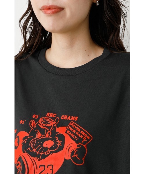 RODEO CROWNS WIDE BOWL(ロデオクラウンズワイドボウル)の「Go Maples Tシャツ(Tシャツ/カットソー・レディース・オフホワイト/チャコールグレー/マスタード・FREE)」の7枚目の写真