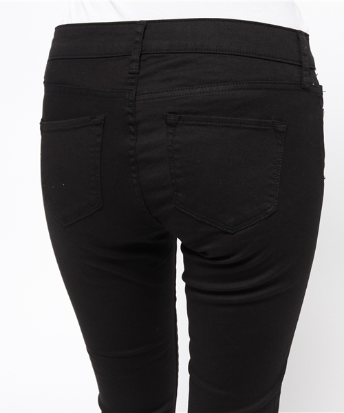 AZUL by moussy（アズールバイマウジー）の「カラーツイルアンクルスキニー(L66)（その他パンツ・レディース・ブラック/オフホワイト/ライトグレー/カーキ系・X-SMALL/MEDIUM/LARGE/SMALL）」の9枚目の写真