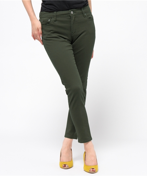 AZUL by moussy（アズールバイマウジー）の「カラーツイルアンクルスキニー(L66)（その他パンツ・レディース・ブラック/オフホワイト/ライトグレー/カーキ系・X-SMALL/MEDIUM/LARGE/SMALL）」の17枚目の写真