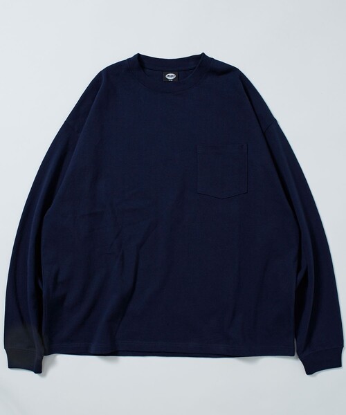 FREAK'S STORE（フリークスストア）の「限定展開 9オンス Heavyweight ビッグシルエット クルーネック ロングスリーブTシャツ/ヘビーウェイト/ロンTEE（Tシャツ/カットソー・メンズ・スミクロ/グレイッシュベージュ/ネイビー/アッシュグレー/ブラック/ホワイト/ブラウン・SMALL/MEDIUM/LARGE）」の18枚目の写真