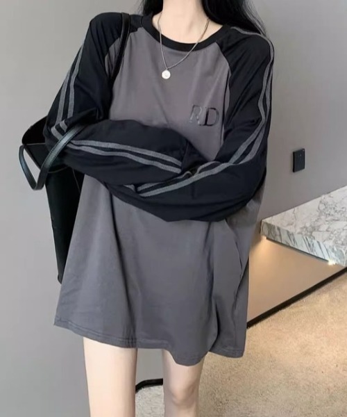 SHEENA(シーナ)の「袖ライン配色ラグランルーズロンT(Tシャツ/カットソー・レディース・チャコールグレー/ホワイト・M)」の2枚目の写真