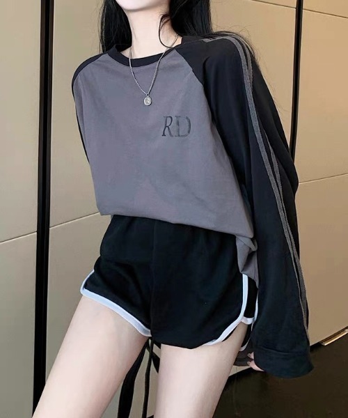 SHEENA(シーナ)の「袖ライン配色ラグランルーズロンT(Tシャツ/カットソー・レディース・チャコールグレー/ホワイト・M)」の11枚目の写真