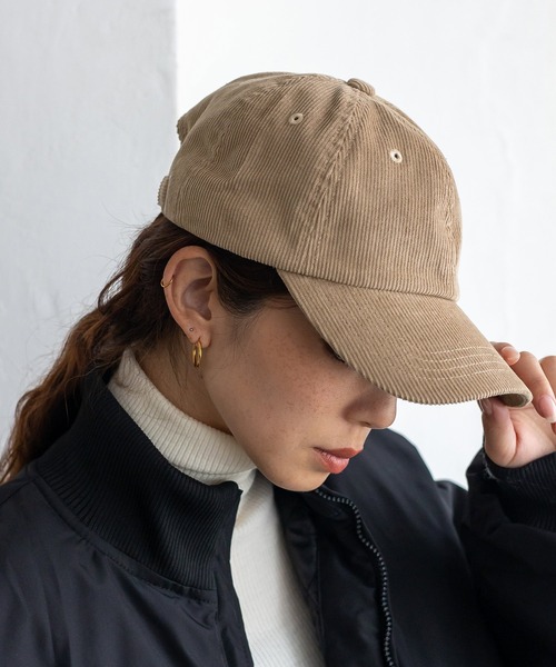 VitaFelice（ヴィータフェリーチェ）の「遮光率100％ 完全遮光 コーデュロイシンプルキャップ 深め 紫外線カット率99.9％ UPF値50+ 秋冬（キャップ・レディース・ベージュ系/ブルー系/ブラック/ベージュ/アイボリー/ブラウン/グレー/チャコール・FREE）」の7枚目の写真