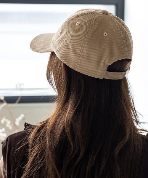 VitaFelice（ヴィータフェリーチェ）の「遮光率100％ 完全遮光 コーデュロイシンプルキャップ 深め 紫外線カット率99.9％ UPF値50+ 秋冬（キャップ・レディース・ベージュ系/ブルー系/ブラック/ベージュ/アイボリー/ブラウン/グレー/チャコール・FREE）」の13枚目の写真