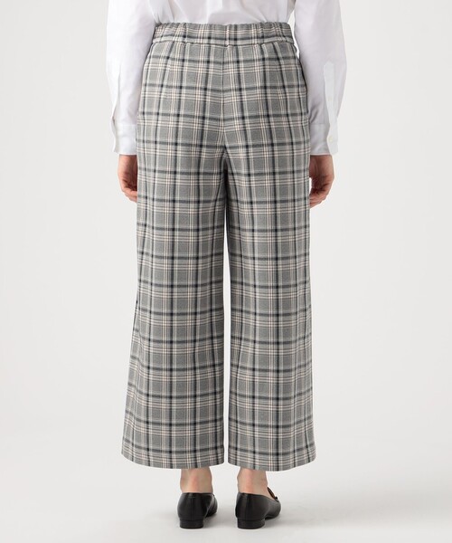 MACPHEE(マカフィー)の「ウォッシャブルフランネル ワイドクロップドパンツ(その他パンツ・レディース・ネイビー/ライトベージュ/ライトグリーン・34/36/32)」の12枚目の写真