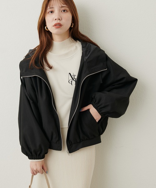 natural couture（ナチュラルクチュール）の「フード付きショートマンパ（ブルゾン・レディース・ブラック/グレイッシュベージュ/アイボリー・FREE）」の20枚目の写真