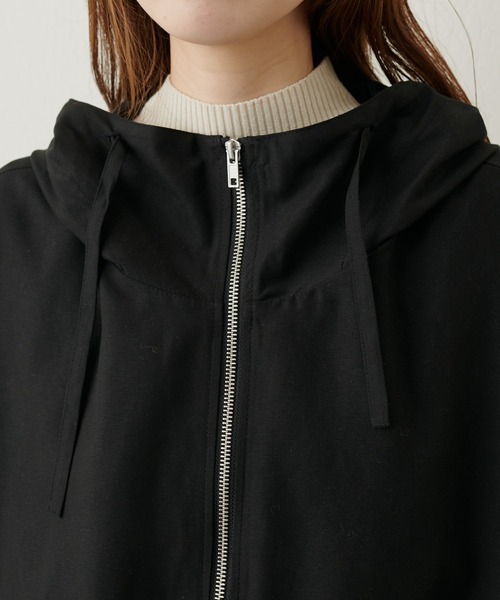 natural couture（ナチュラルクチュール）の「フード付きショートマンパ（ブルゾン・レディース・ブラック/グレイッシュベージュ/アイボリー・FREE）」の10枚目の写真