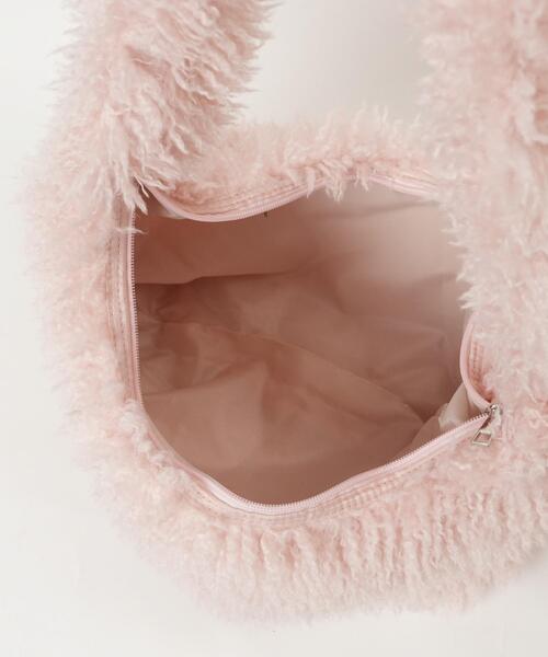 WEGO（ウィゴー）の「WEGO/シャギーBIGショルダー（ショルダーバッグ・レディース・ブラック/ベージュ/オフホワイト/ライトピンク・FREE）」の20枚目の写真