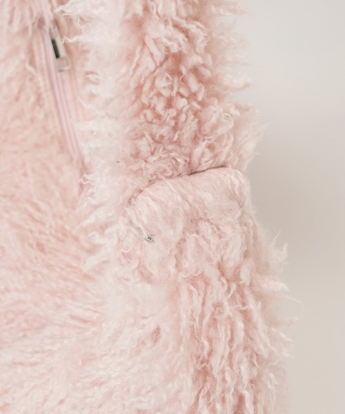 WEGO（ウィゴー）の「WEGO/シャギーBIGショルダー（ショルダーバッグ・レディース・ブラック/ベージュ/オフホワイト/ライトピンク・FREE）」の16枚目の写真