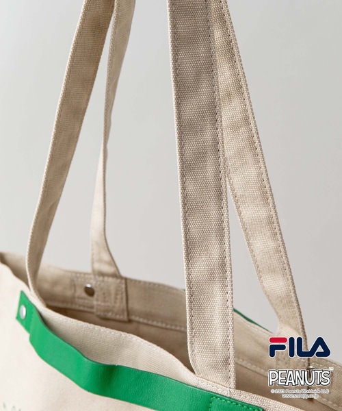 FILA（フィラ）の「【FILA/フィラ 】【PEANUTS/ピーナッツ】FILA×PEANUTSコラボ 　スヌーピー　 キャンバス　トートバッグ 　SNOOPY　 ハンドバッグ 　2WAY（トートバッグ・レディース・ホワイト/ベージュ/ブラック・FREE）」の9枚目の写真