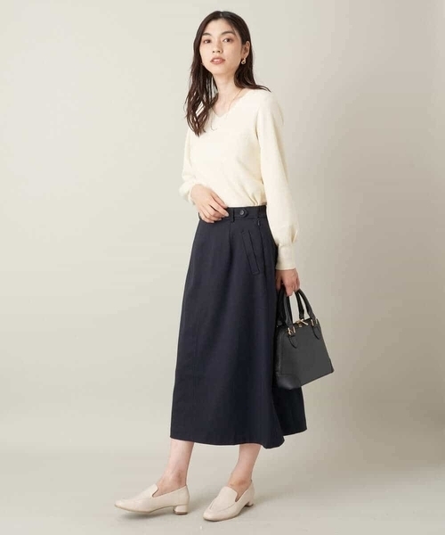 a.v.v(アーヴェヴェ)の「Vネックパフスリーブニット(ニット/セーター・レディース・ブルー/アイボリー/ライトグレー/ブラック/ライトピンク・34/36/38/42/40)」の14枚目の写真