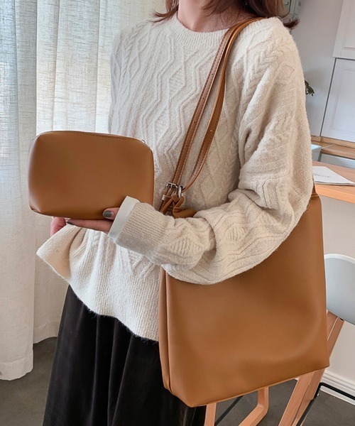 NANEA（ナネア）の「ポーチ付きバッグ（トートバッグ・レディース・ブラック/ベージュ/ブラウン・フリー）」の10枚目の写真