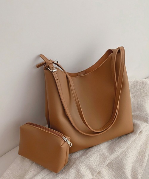 NANEA（ナネア）の「ポーチ付きバッグ（トートバッグ・レディース・ブラック/ベージュ/ブラウン・フリー）」の13枚目の写真