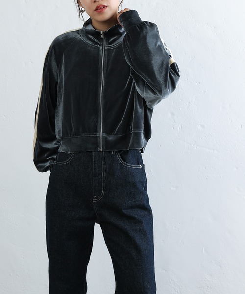 COLONY 2139（コロニートゥーワンスリーナイン）の「ベロアラインショートトラックジャケット/ジャージ（ジャージ・レディース・カーキ/チャコールグレー/ブルー・FREE）」の15枚目の写真