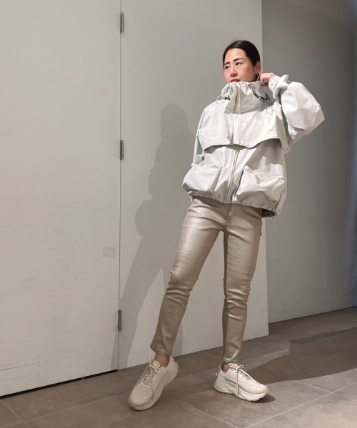 emmi（エミ）の「【emmi atelier】クロップドパンツ（その他パンツ・レディース・ブラック/グレー/シルバー・0/1）」の15枚目の写真