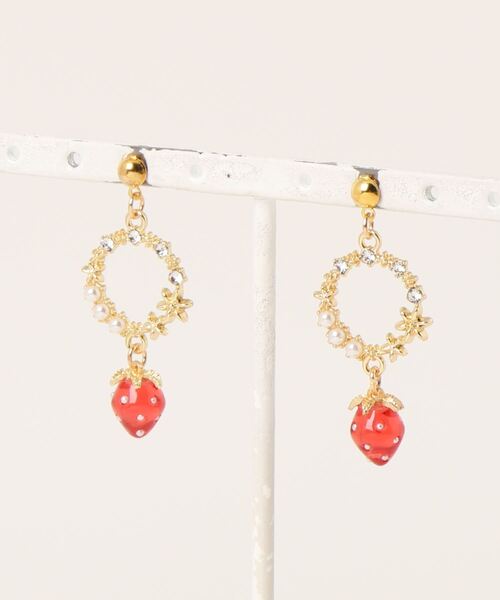 tone(トーン)の「【charme by pimo 】いちご ガラス 花 ピアス(MA)(ピアス(両耳用)・レディース・レッド/ホワイト/ピンク系その他・FREE)」の1枚目の写真
