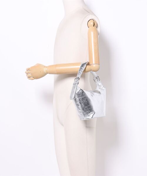 Reurie'（レウリィ）の「メタリックワンハンドルバッグ / metallic one handle bag メタリックバッグ ヴィンテージライク ハンドバッグ ワンショルダー ゴールド シルバー ブラック アンティーク（ハンドバッグ・レディース・アンティークシルバー/ブラック/シルバー・FREE）」の12枚目の写真