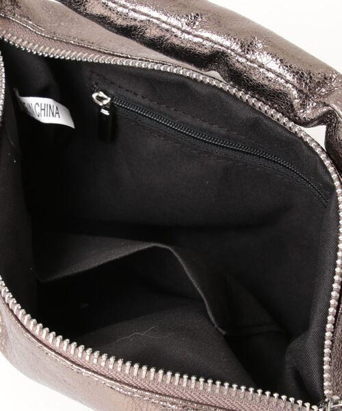 Reurie'（レウリィ）の「メタリックワンハンドルバッグ / metallic one handle bag メタリックバッグ ヴィンテージライク ハンドバッグ ワンショルダー ゴールド シルバー ブラック アンティーク（ハンドバッグ・レディース・アンティークシルバー/ブラック/シルバー・FREE）」の14枚目の写真