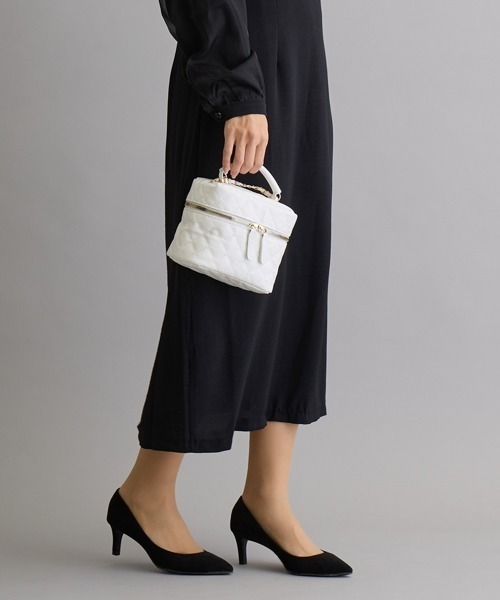 H.TOKYO（エイチトウキョウ）の「キルティング 2WAYバニティバッグ（ハンドバッグ・レディース・ベージュ/ホワイト/ブラック・FREE）」の2枚目の写真