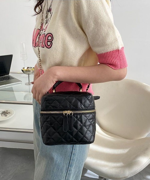 H.TOKYO（エイチトウキョウ）の「キルティング 2WAYバニティバッグ（ハンドバッグ・レディース・ベージュ/ホワイト/ブラック・FREE）」の10枚目の写真