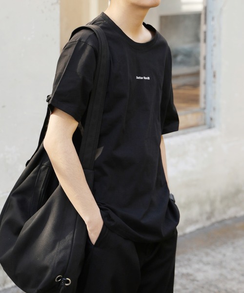 ROOPTOKYO(ループトウキョウ)の「ロゴ シンプルプリント Tシャツ 半袖 ユニセックス(Tシャツ/カットソー・メンズ・ホワイト/ブラック・XL/L/M)」の4枚目の写真