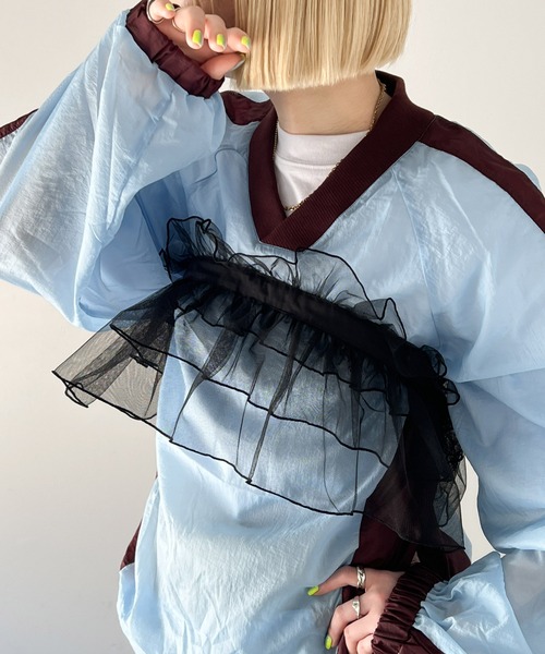 mily bilet（ミウィビレット）の「【mily bilet】着こなし自由自在。マルチウェイチュールフリル（付け襟・レディース・チャコール/ピンク/ベージュ/ブラック/ライトグレー/ホワイト・MEDIUM）」の11枚目の写真