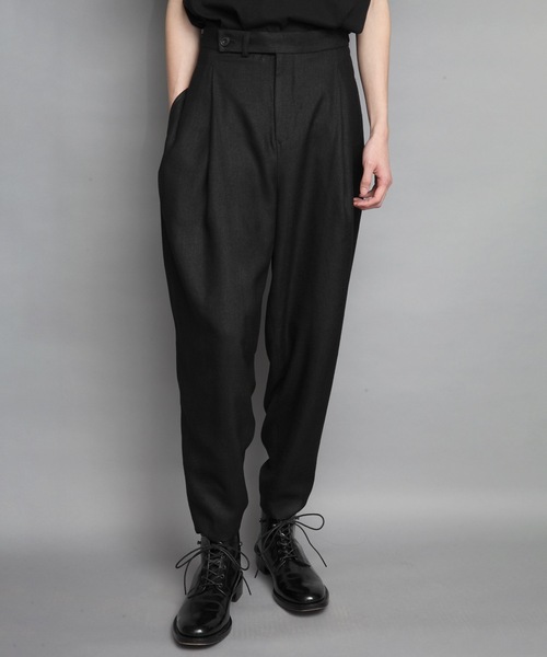 ato（アトウ）の「2 TUCK TAPERED TRI-ACETATE PANTS（その他パンツ・メンズ・ネイビー/ブラック・48/46/44）」の13枚目の写真