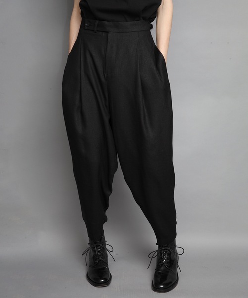 ato（アトウ）の「2 TUCK TAPERED TRI-ACETATE PANTS（その他パンツ・メンズ・ネイビー/ブラック・48/46/44）」の15枚目の写真