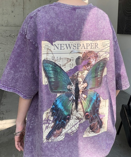 FVLMEN（フルメン）の「【FVLMEN】butterfly backprint halfsleeve tee/バタフライ バックプリント ハーフスリーブ T（Tシャツ/カットソー・メンズ・パープル/ベージュ/ブラック・LARGE/MEDIUM/X-LARGE）」の3枚目の写真