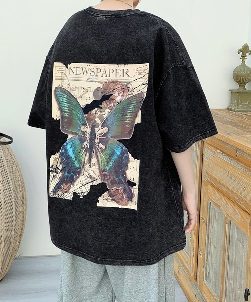 FVLMEN（フルメン）の「【FVLMEN】butterfly backprint halfsleeve tee/バタフライ バックプリント ハーフスリーブ T（Tシャツ/カットソー・メンズ・パープル/ベージュ/ブラック・LARGE/MEDIUM/X-LARGE）」の9枚目の写真