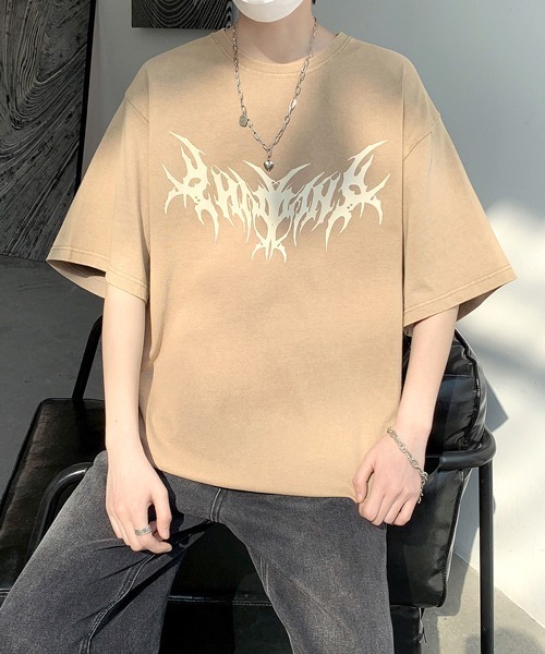 FVLMEN（フルメン）の「【FVLMEN】butterfly backprint halfsleeve tee/バタフライ バックプリント ハーフスリーブ T（Tシャツ/カットソー・メンズ・パープル/ベージュ/ブラック・LARGE/MEDIUM/X-LARGE）」の22枚目の写真