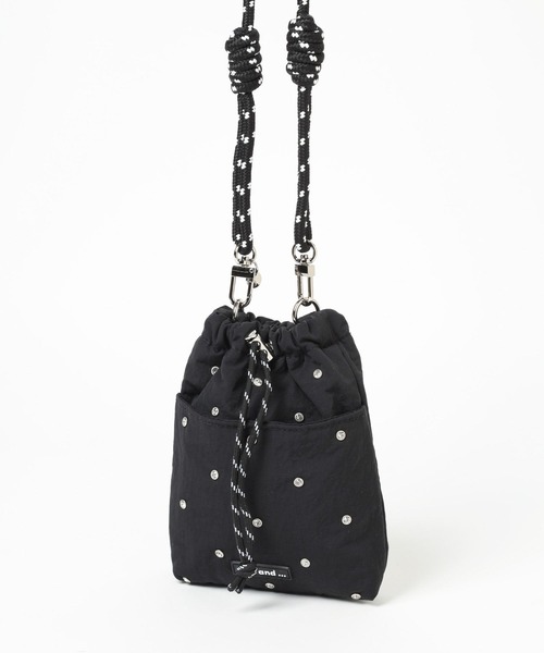 niko and...(ニコアンド)の「オリジナルビジュー巾着ショルダーバッグ(ショルダーバッグ・レディース・ピンク/ブラック/アイボリー/シルバー/チャコール/イエロー・0)」の17枚目の写真