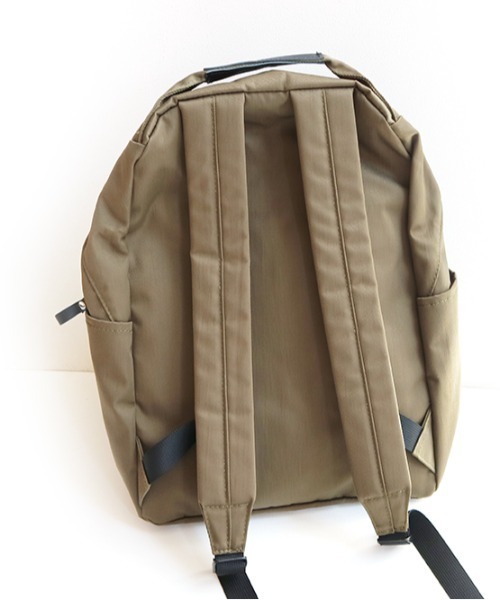 セール】DETACHABLE 2WAY POUCH BACKPACK / 取外し可能（バック