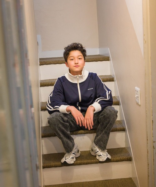 GLOBAL WORK（グローバルワーク）の「トラックジャケット/AND YUA ANY/106431（ジャージ・キッズ・ブルー/ネイビー・160cm/150cm）」の19枚目の写真