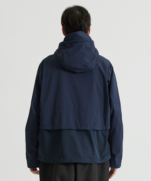 WHITE MOUNTAINEERING(ホワイトマウンテニアリング)の「【White Mountaineering/ ホワイトマウンテニアリング】STRETCH MOUNTAIN PARKA/ストレッチマウンテンパーカー(マウンテンパーカー・メンズ・ネイビー・2/1/000)」の16枚目の写真