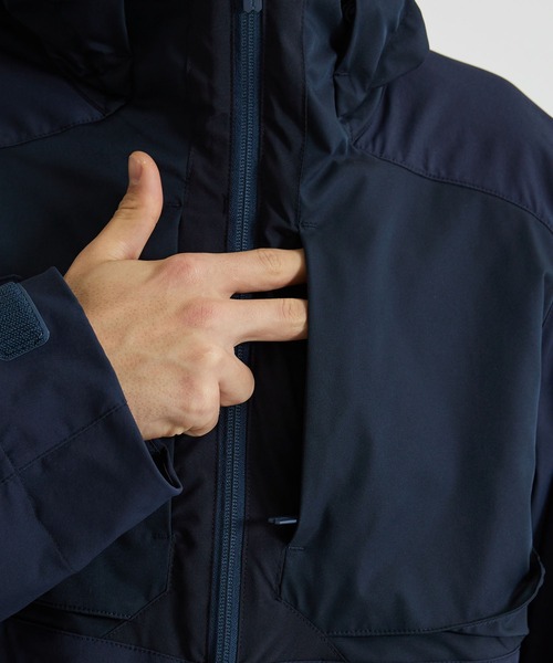 WHITE MOUNTAINEERING(ホワイトマウンテニアリング)の「【White Mountaineering/ ホワイトマウンテニアリング】STRETCH MOUNTAIN PARKA/ストレッチマウンテンパーカー(マウンテンパーカー・メンズ・ネイビー・2/1/000)」の11枚目の写真