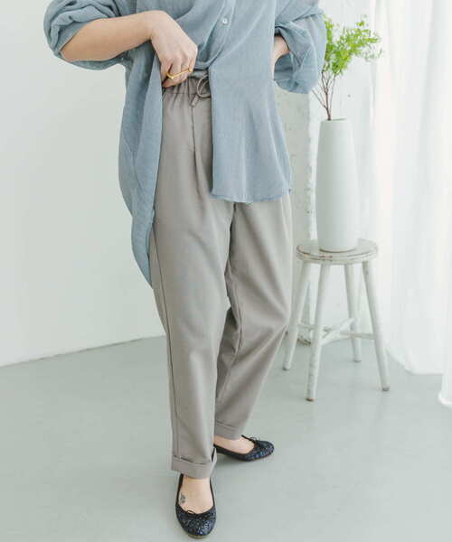 ITEMS URBANRESEARCH（アイテムズ アーバンリサーチ）の「リネン混イージーパンツ（その他パンツ・レディース・ブラック/グレー/グリーン・MEDIUM/SMALL）」の17枚目の写真