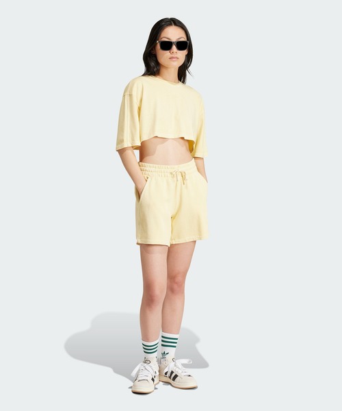 adidas（アディダス）の「エッセンシャルズ+ クロップドTシャツ / アディダスオリジナルス adidas Originals（Tシャツ/カットソー・レディース・ブルー/ブラック/イエロー・SMALL/MEDIUM/LARGE/X-LARGE/XX-LARGE/X-SMALL）」の20枚目の写真