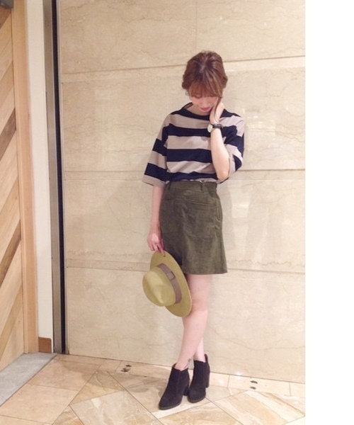 Chico（チコ）の「スエードボックススカート（スカート・レディース・ブラック/キャメル/カーキ・FREE）」の4枚目の写真