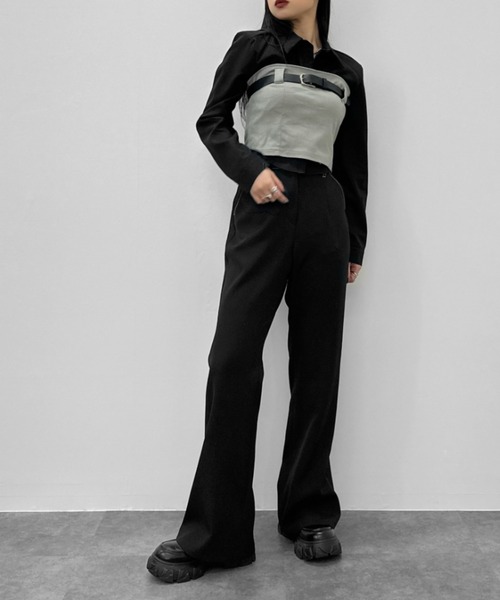 LVEU.（ラブユ.）の「【LVEU.】ベルトデザインベアトップ / トップス