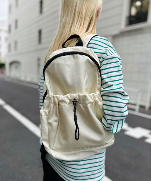 Legato Largo(レガートラルゴ)の「Legato Largo / ドロストバック リュック / LI-E1624(バックパック/リュック・レディース・アイボリー/ブラック/ミント/ベージュ/グレー・ONESIZE)」の2枚目の写真