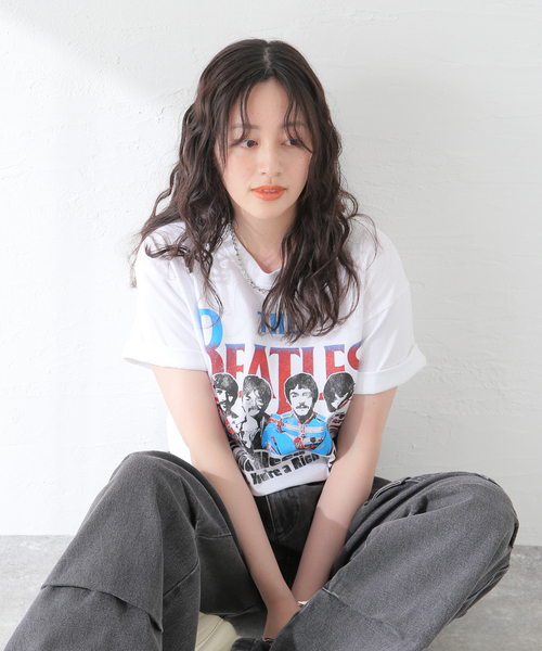 JOINT WORKS(ジョイントワークス)の「【THE BEATLES/ビートルズ】 ALL YOU NEED IS LOVE(Tシャツ/カットソー・メンズ・ブラック/ホワイト・MEDIUM/LARGE)」の5枚目の写真