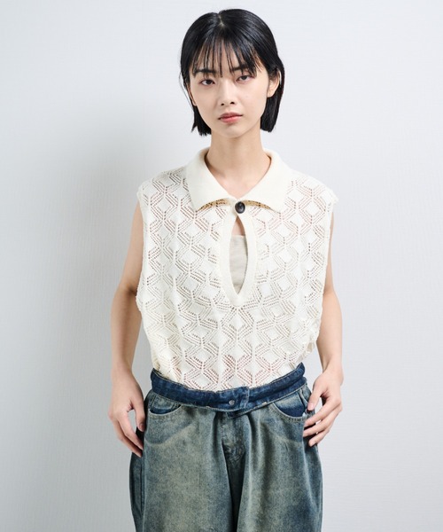 MERLOT（メルロー）の「透かし編みポロベスト（ポロシャツ・レディース・ブラック/ナチュラル・FREE）」の12枚目の写真