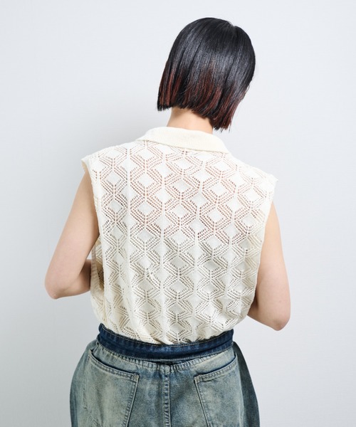 MERLOT（メルロー）の「透かし編みポロベスト（ポロシャツ・レディース・ブラック/ナチュラル・FREE）」の13枚目の写真