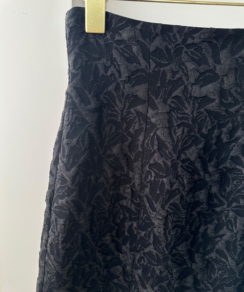 Louere（ルエレ）の「ジャガードハイウエストスリットIラインスカート[高身長サイズMT/低身長サイズS有り]（スカート・レディース・ブラック/アイボリー/ベージュ・X-LARGE/LARGE/MEDIUM/SMALL/MT）」の14枚目の写真